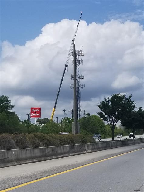 User reports indicate no current problems at Verizon. . Verizon cell tower down